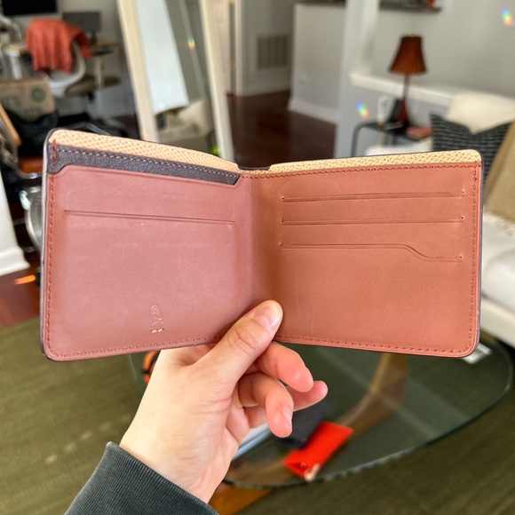BELLROY: “HIDE & SEEK” WALLET - Picture 3 of 6